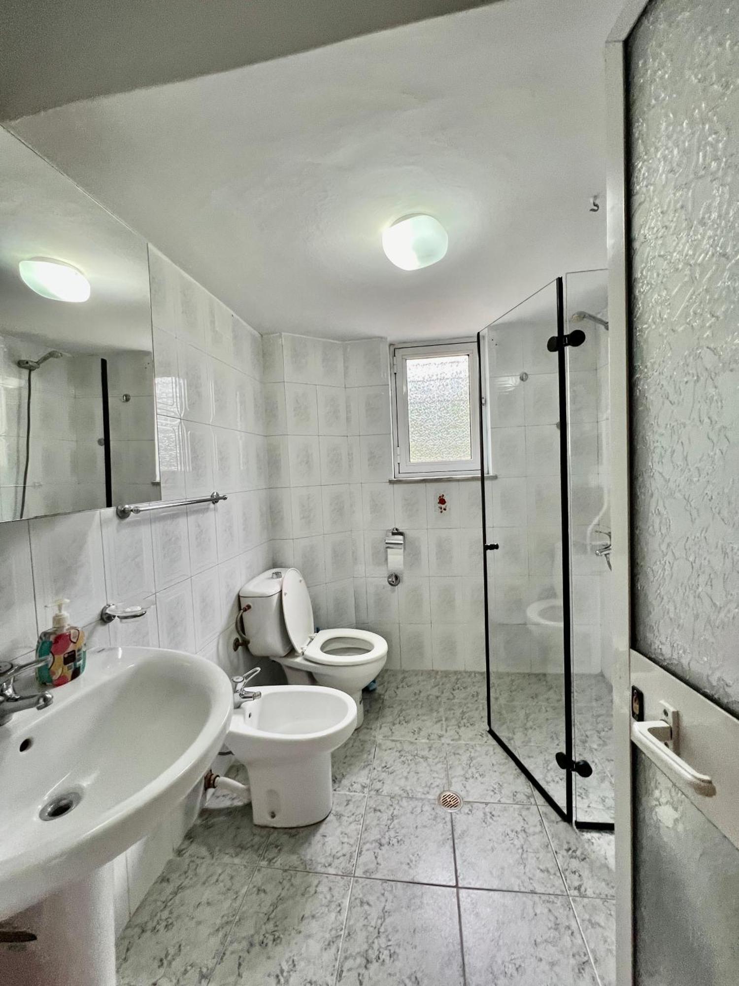 Downtown Retreat "Spiranca" Apartamento Tirana Exterior foto