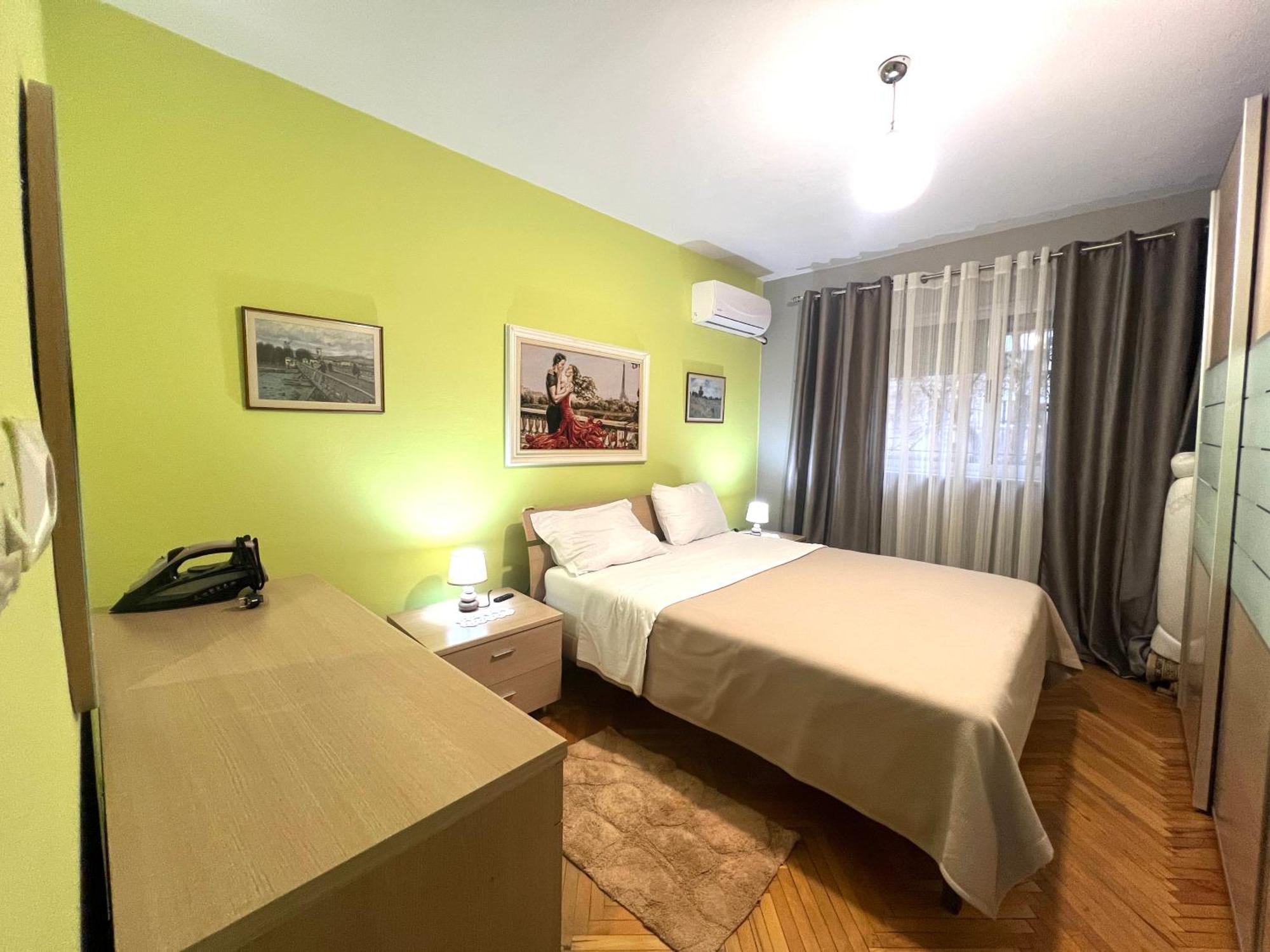 Downtown Retreat "Spiranca" Apartamento Tirana Exterior foto